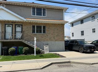 16220 104th St, Howard Beach, NY 11414