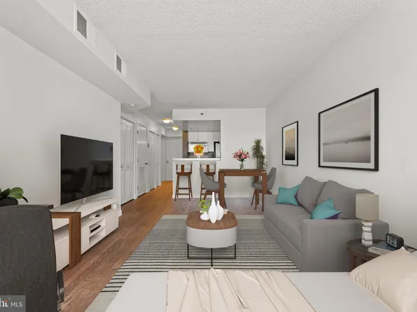 601 Pennsylvania Ave NW APT 508, Washington, DC 20004