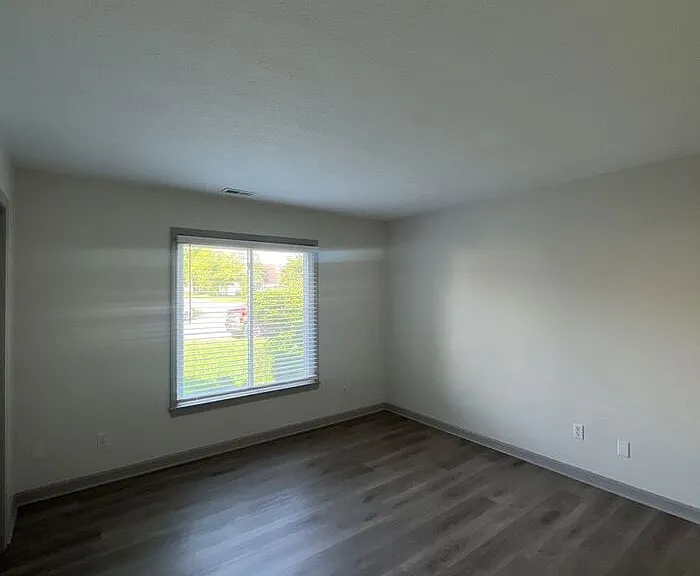 4421 Spring Bay Ct — Photo 7