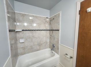 39471 Van Dyke Ave APT 516, Sterling Heights, MI 48313