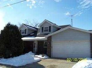 151 Le Jeune Ave, Lockport, IL 60441