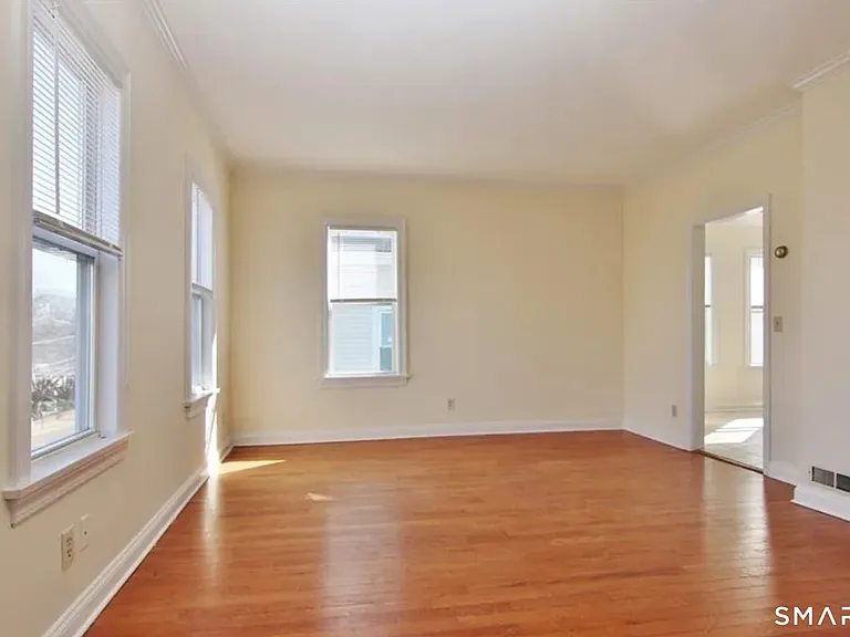 16 Haviland St #B — Photo 12
