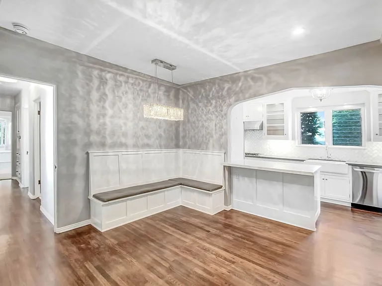 11553 Otsego St — Photo 5