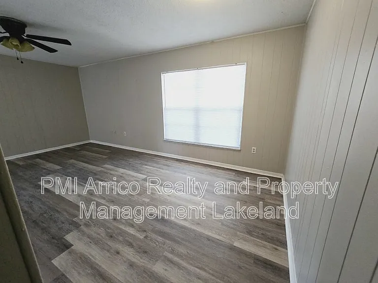 3323 S Polk Ave — Photo 6