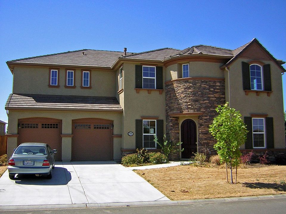 4,000 Sq. Ft. Family Home