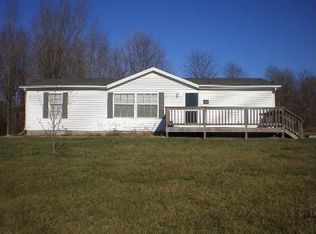 975 Paradise Pl, Spencer, IN 47460