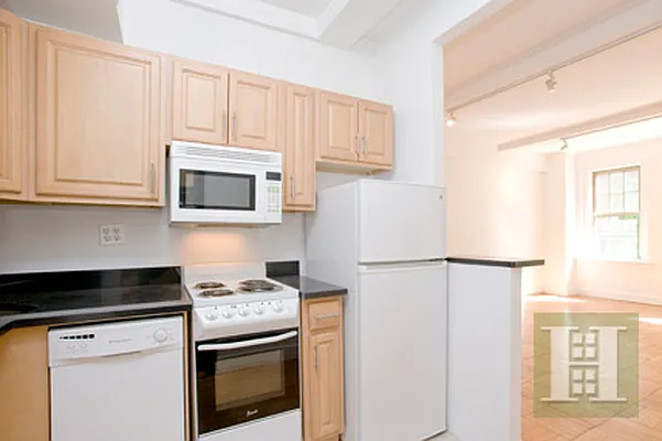 Sold by Halstead Real Estate | media 4