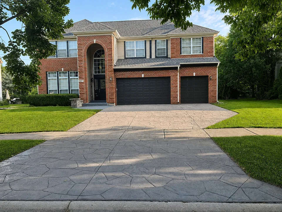 627 Conestoga Rd