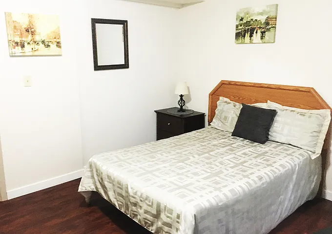 Studio, 200 sqft, $575 — Photo 1