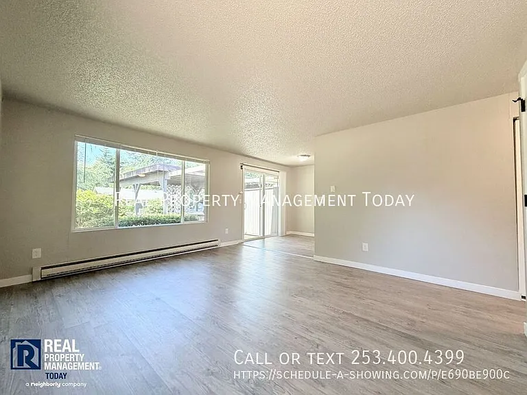 1410 Josephine Ct SE — Photo 4