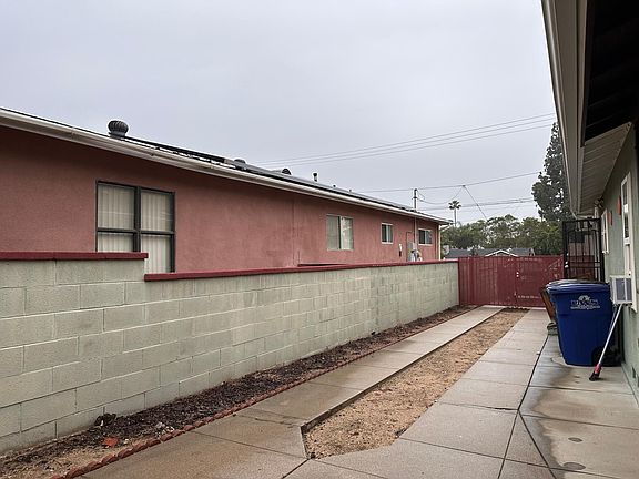 Property Driveway (Shared w/ Front House)