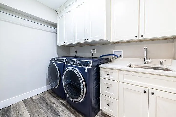 2517 Presidential Way #B — Photo 15