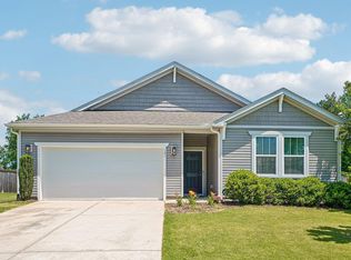 121 Rawls Meadow Ln, Fuquay Varina, NC 27526