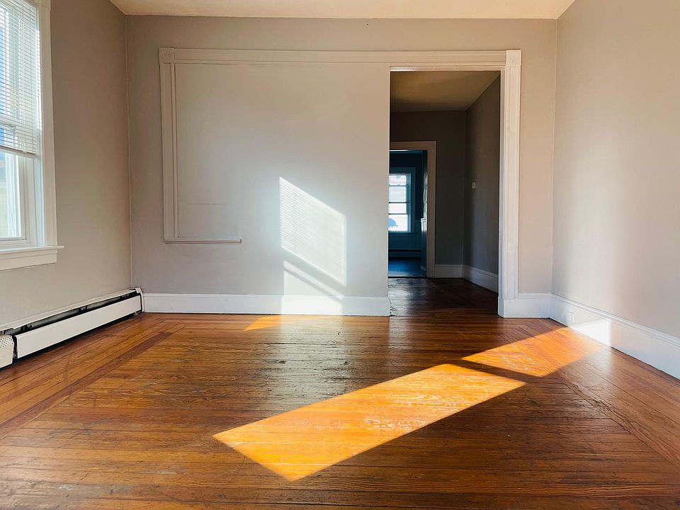 18 Maplehurst Ave Providence RI Zillow