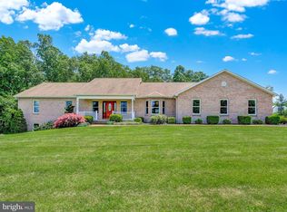 4442 Walters Hatchery Rd, Spring Grove, PA 17362