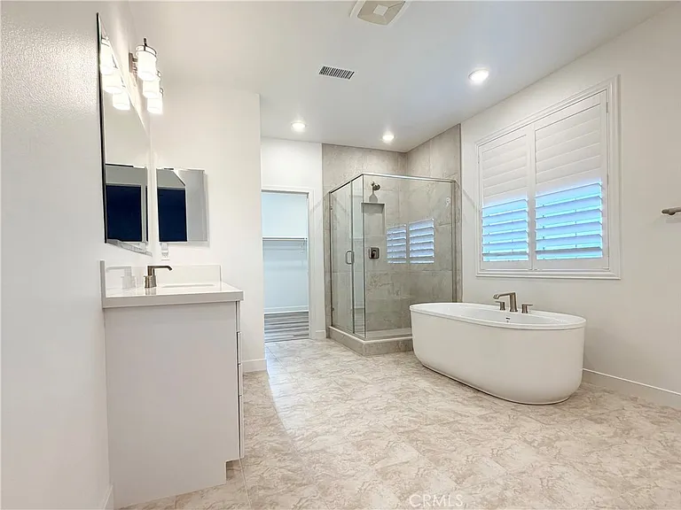26756 Bermudez St — Photo 24