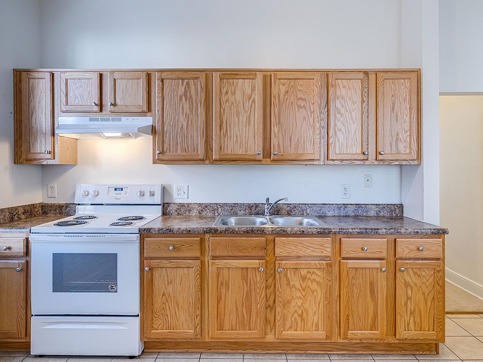 1st image of 202 Welford St APT B