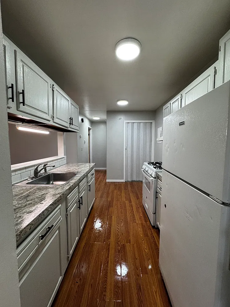 1011 Webber St. NEW — Photo 4