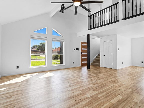 4th image of 1506 Windmill Ln