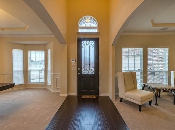 2nd image of 1004 Regal Bluff Ln