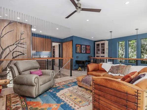 941 Nolbey St, Cardiff By The Sea, CA 92007