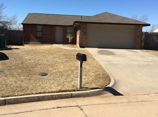 713 Azalea Pl, Yukon, OK 73099