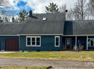 W5581 Wpa Rd, Vulcan, MI 49892