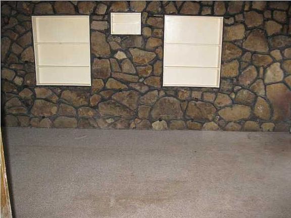 4th image of 1708 1st St NW