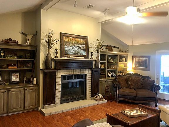 4th image of 518 Dampier Dr