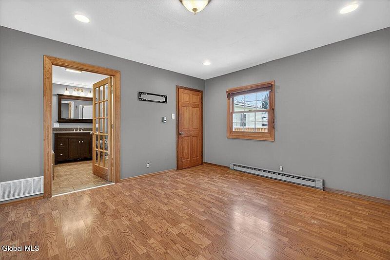 5th image of 31 Amelia Drive