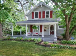 3585 Fairmount Blvd, Cleveland Heights, OH 44118