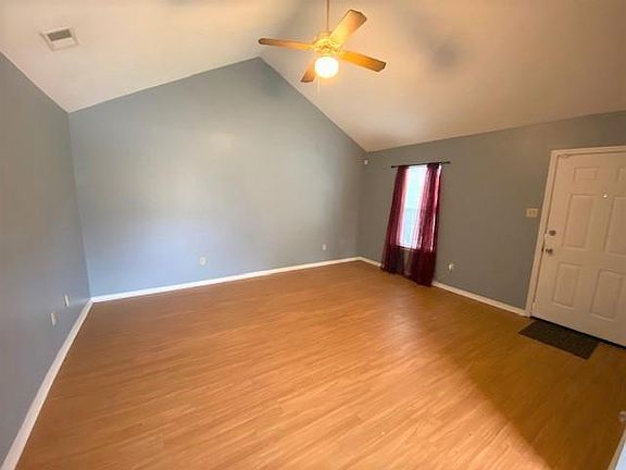 3rd image of 4444 Valley Trace Cv