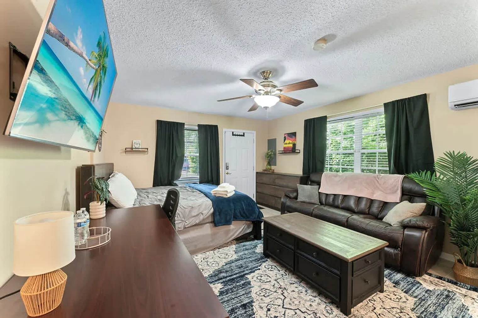 Studio, 1.0 bath, 592 sqft, $1,487 — Photo 1