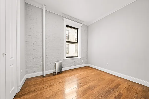 Rented by REAL New York | media 12