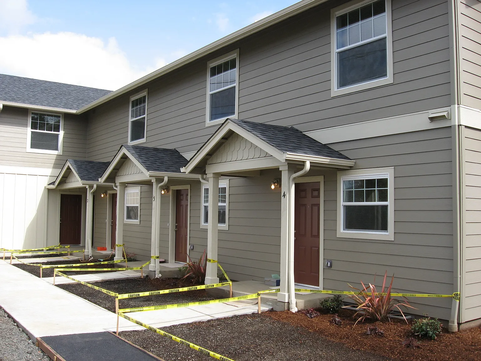 2 bed, 1.5 bath, 1100 sqft, $1,875 — Photo 1