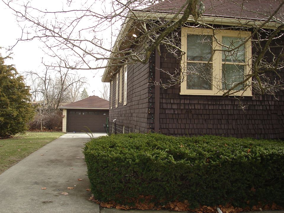 2nd image of 206 N Charleton St