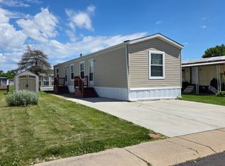 23716 Matts Dr, Brownstown, MI 48174