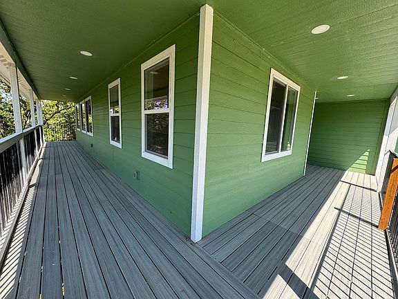 4th image of 125 Sylvan Vista Ct
