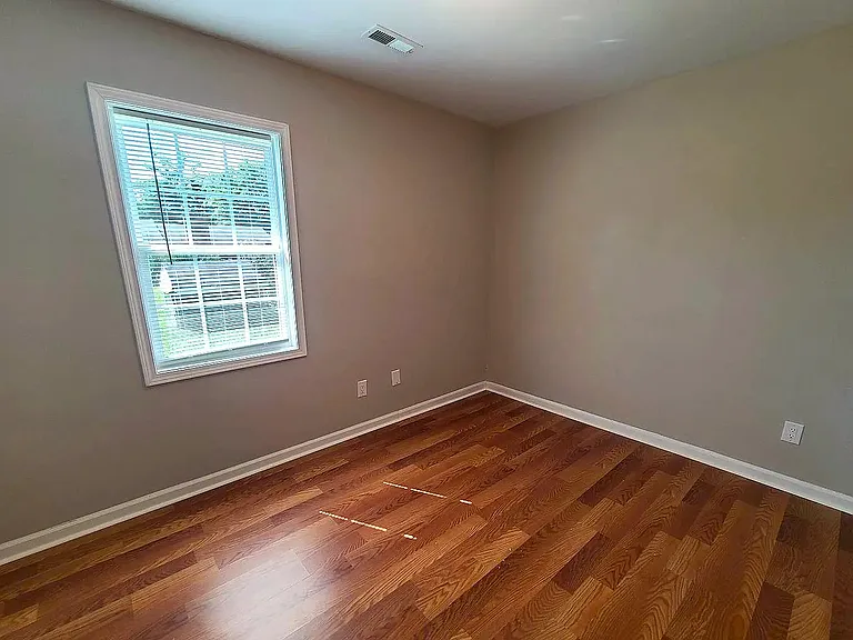 1645 Brown St — Photo 10