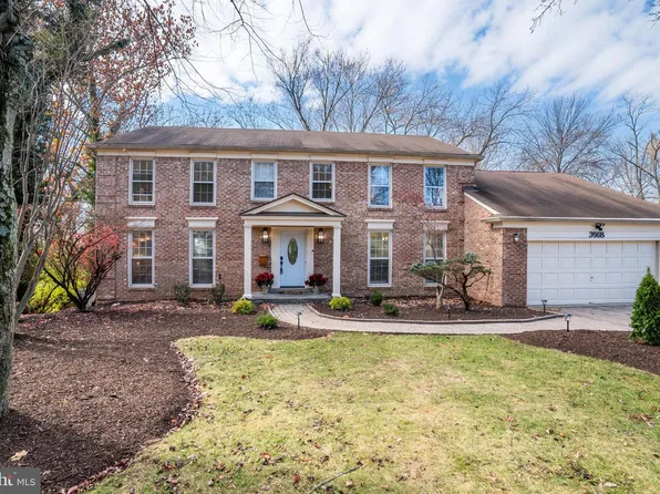 3968 Fort Worth Ave, Alexandria, VA 22304