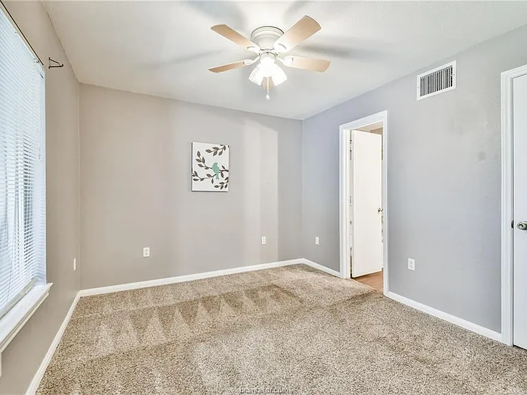 529 Parkway #203 — Photo 30