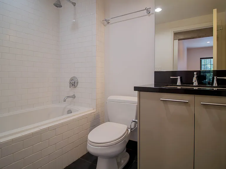416 S Spring St #205 — Photo 14