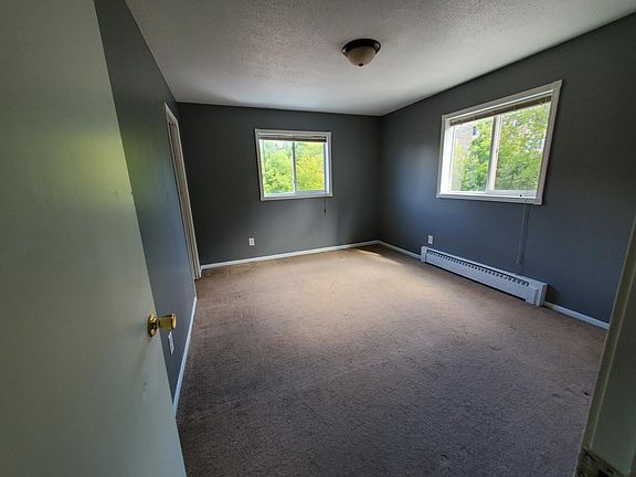 2nd image of 112 Larpenteur Ave W APT 6
