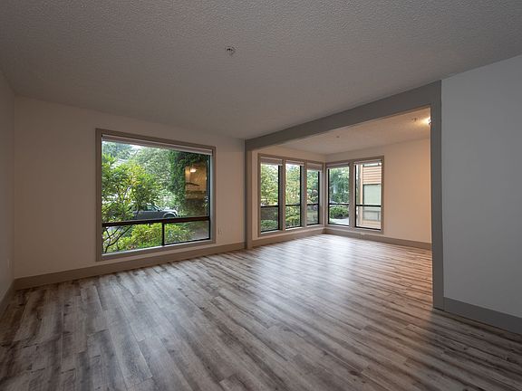 3rd image of 12610 SE 30th St APT 4