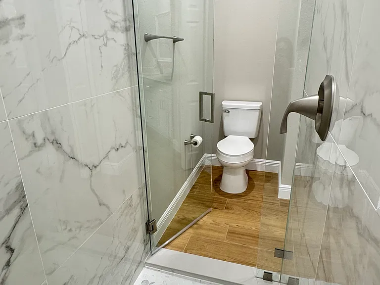 2232 Fernwood St #A — Photo 8