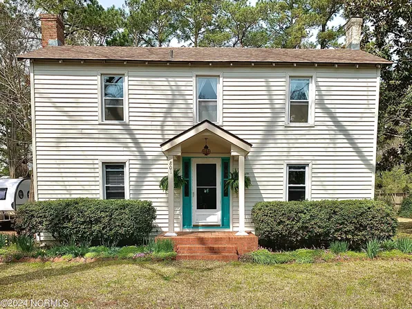 801 3rd Avenue, Oriental, NC 28571