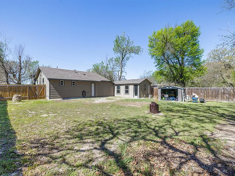823 Hickory St — Photo 20