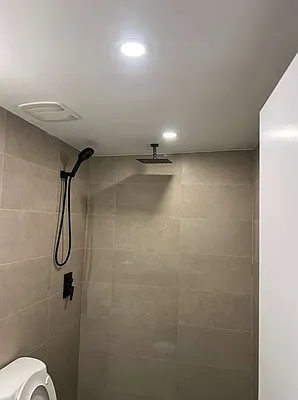 Bathroom, photo 1