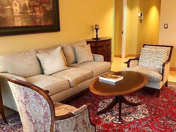 3rd image of 160 W 66th St APT 17K