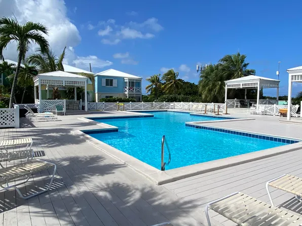 13 Southgate Est, Christiansted, VI 00820